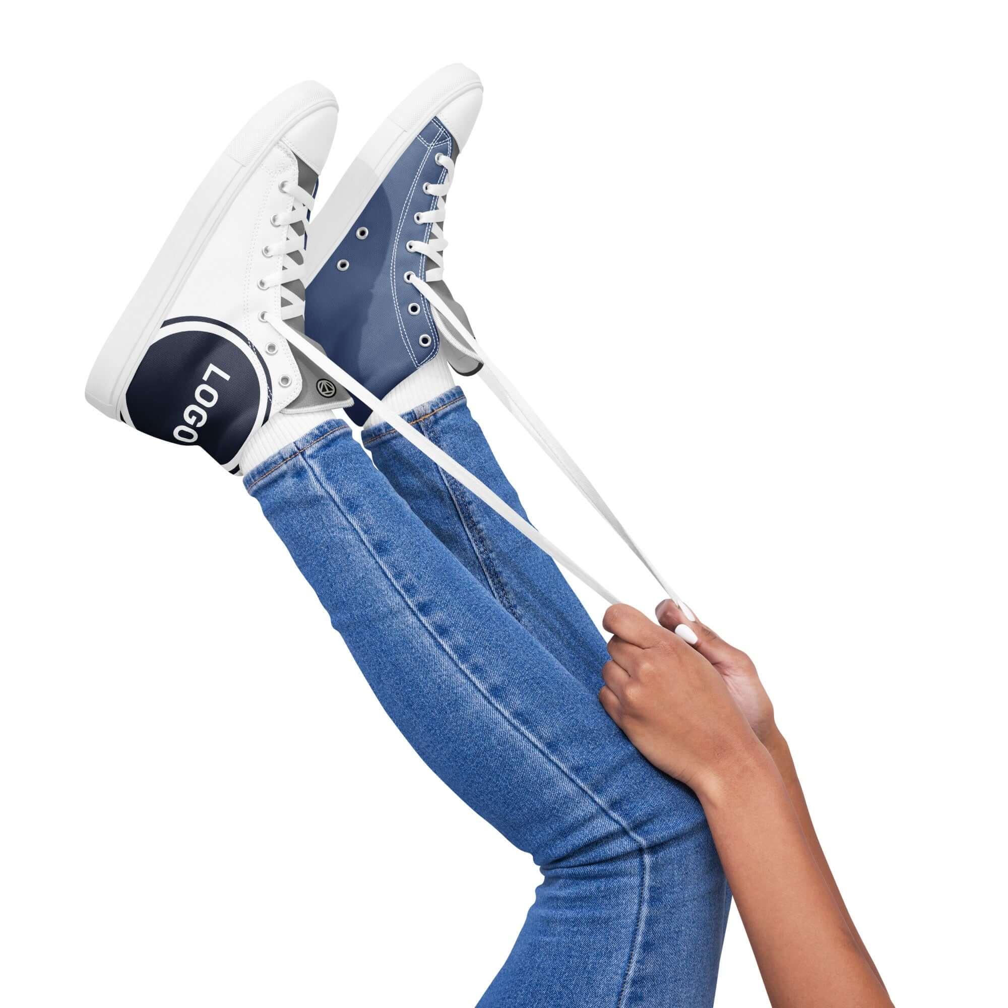 TOV High Sneaker Damen - Komplett bedrucken und individualisieren - Model - Time Of Vibes