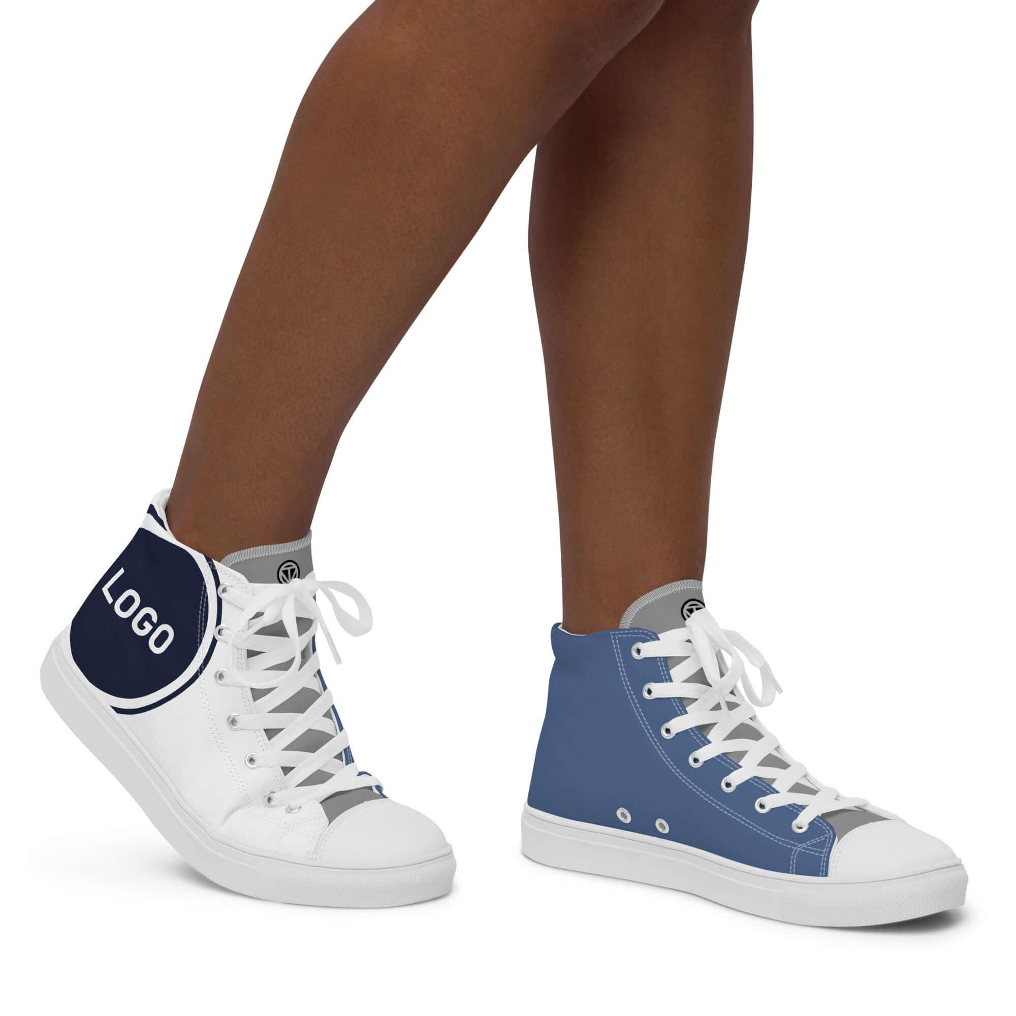 TOV High Sneaker Damen - Komplett bedrucken und individualisieren - Model - Time Of Vibes