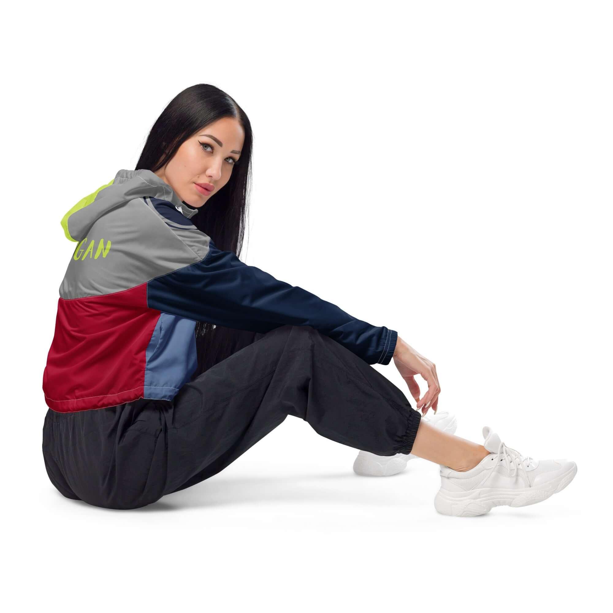 TOV Kurze Windjacke Damen - Komplett bedrucken und individualisieren - Model - Time Of Vibes