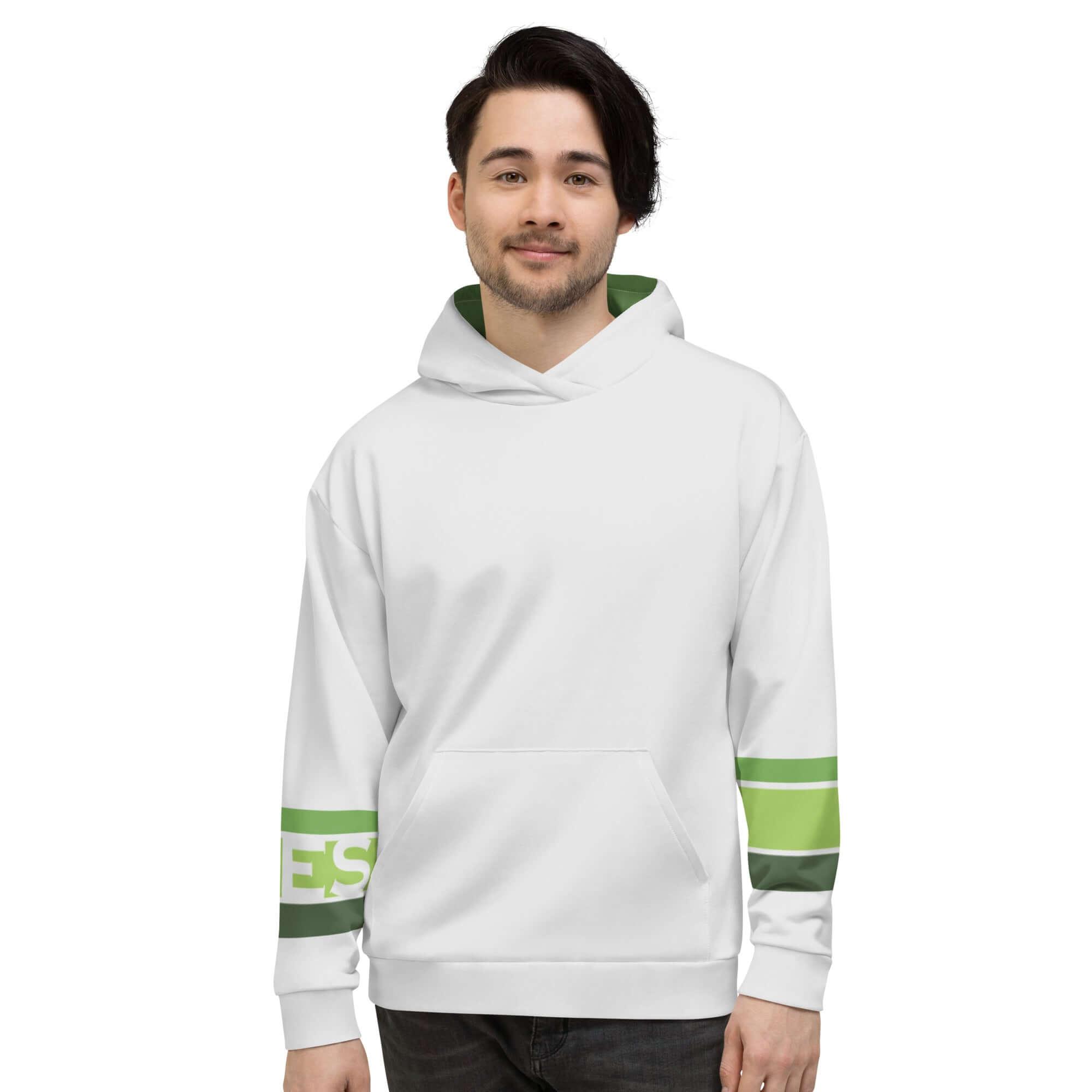 Hellgrauer VIBES Premium Hoodie mit grünen Akzenten, Modell steht vor weißem Hintergrund