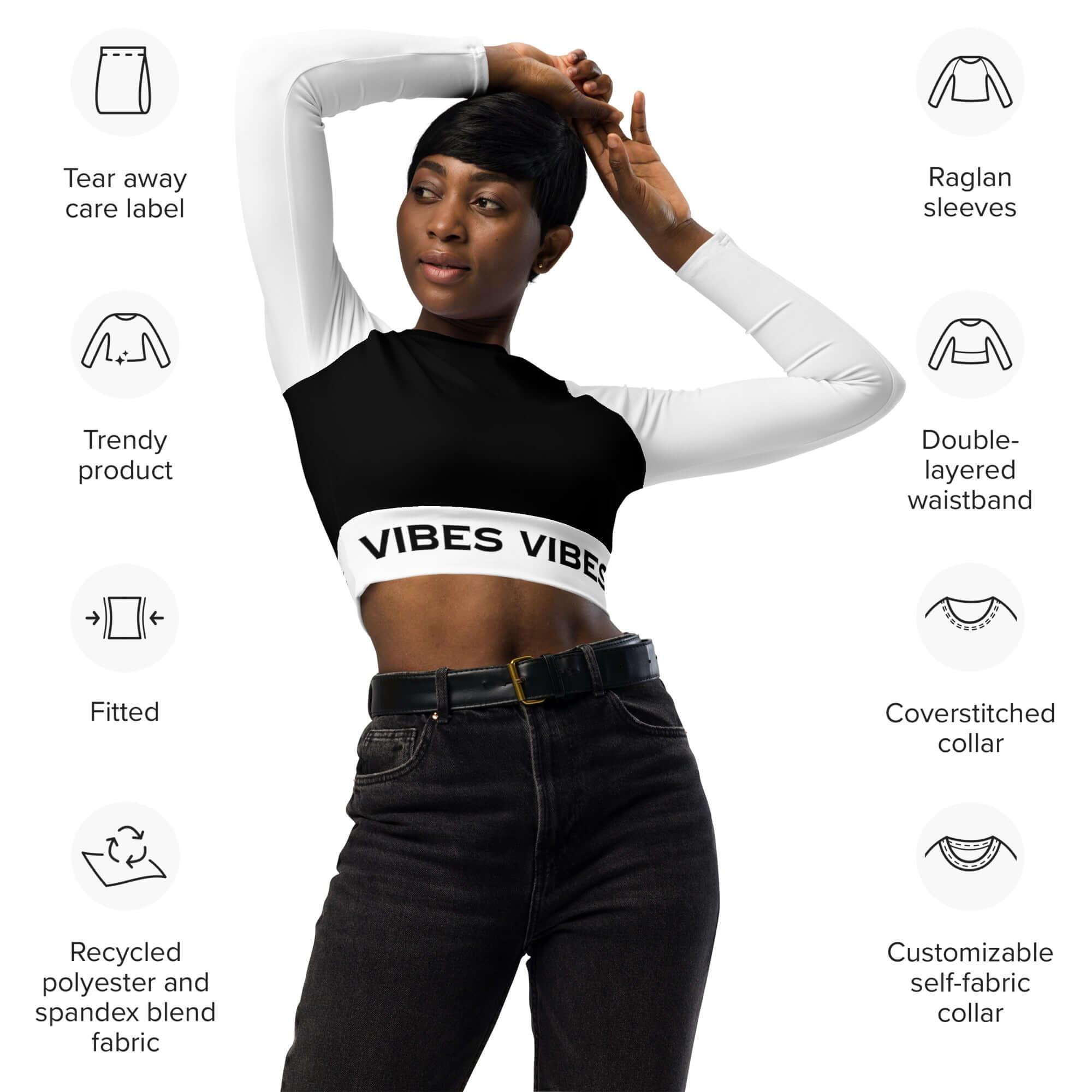 Dame im schwarz-weiß Crop-Top mit &