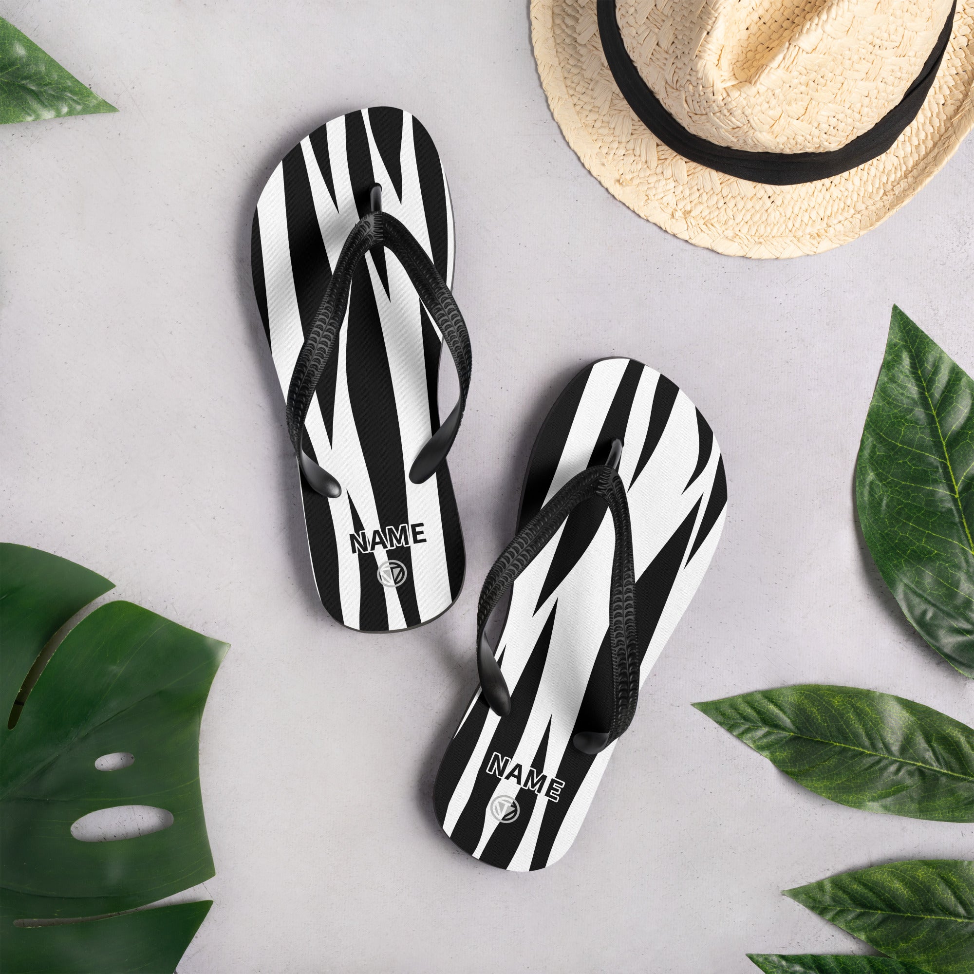 Mach sie zu deinen: Personalisierbare Flip-Flop von Time of Vibes - Time Of Vibes