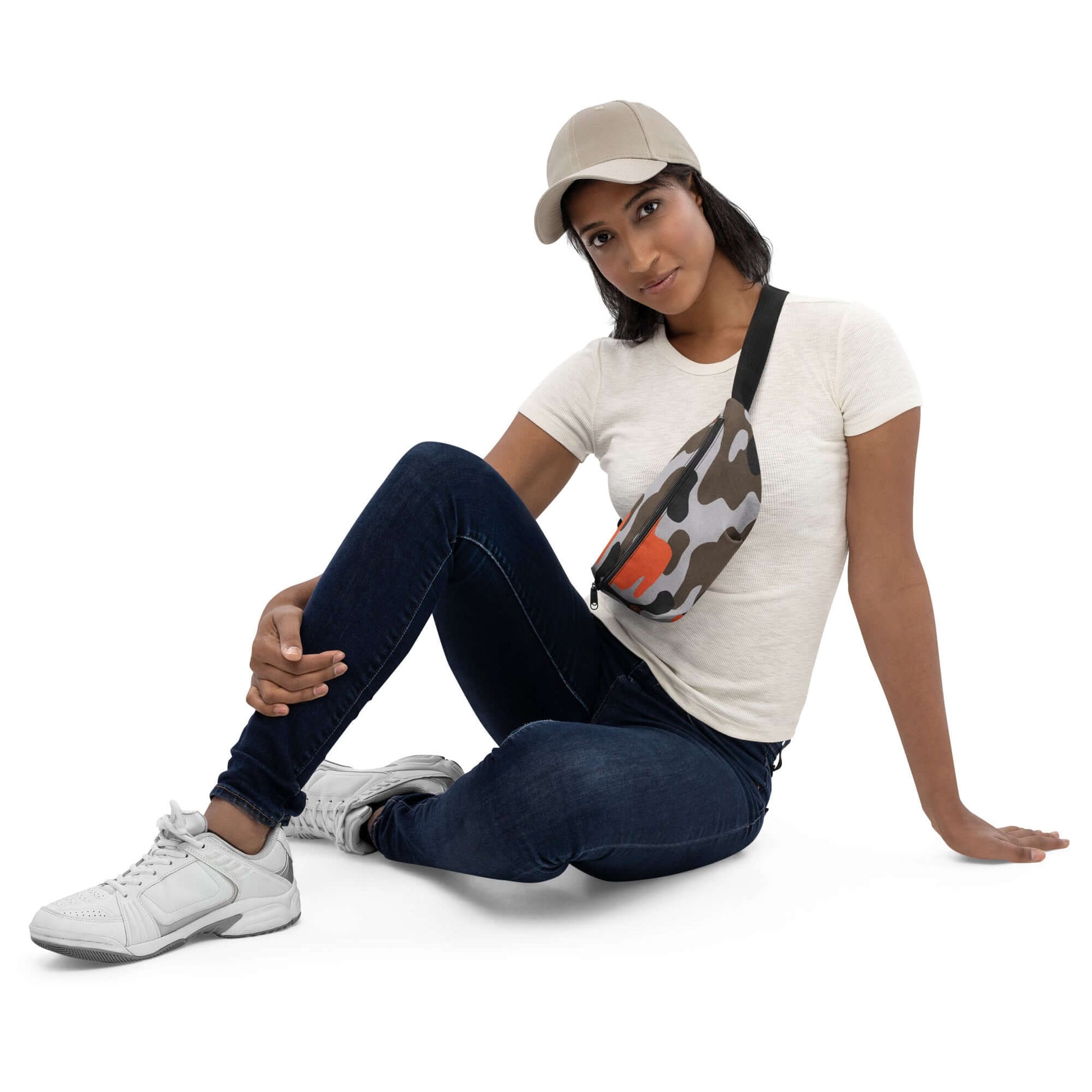 TIME OF VIBES - Fanny Pack CAMO - €42.00