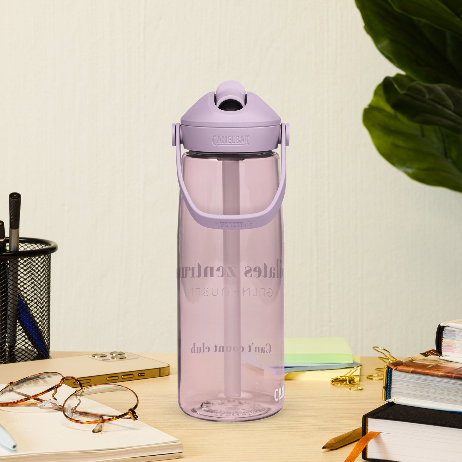PILATES ZENTRUM Wasserflasche mit umklappbarem Trinkhalm - Time Of Vibes