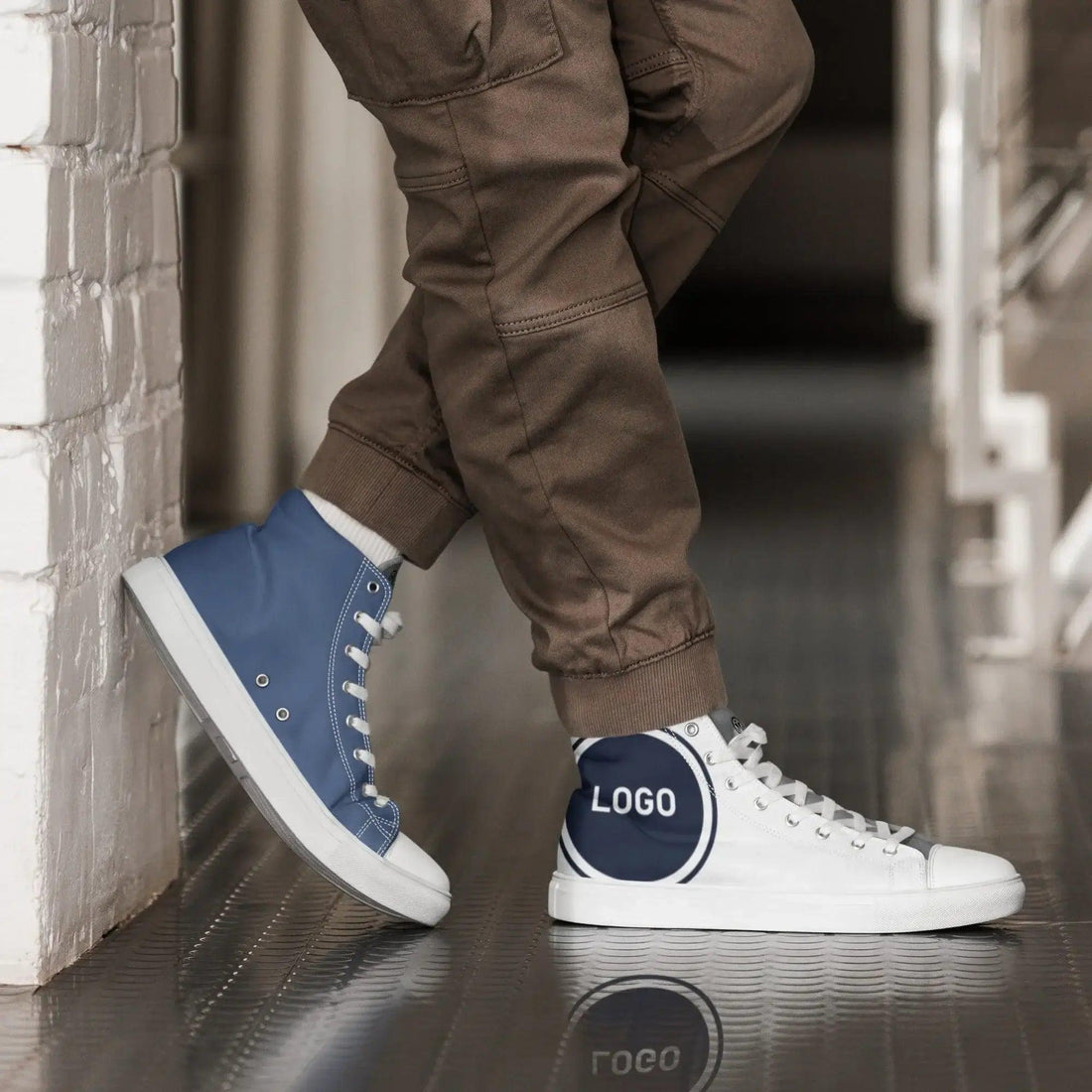 TOV High Sneaker Herren - Komplett bedrucken und individualisieren - Model - Time Of Vibes
