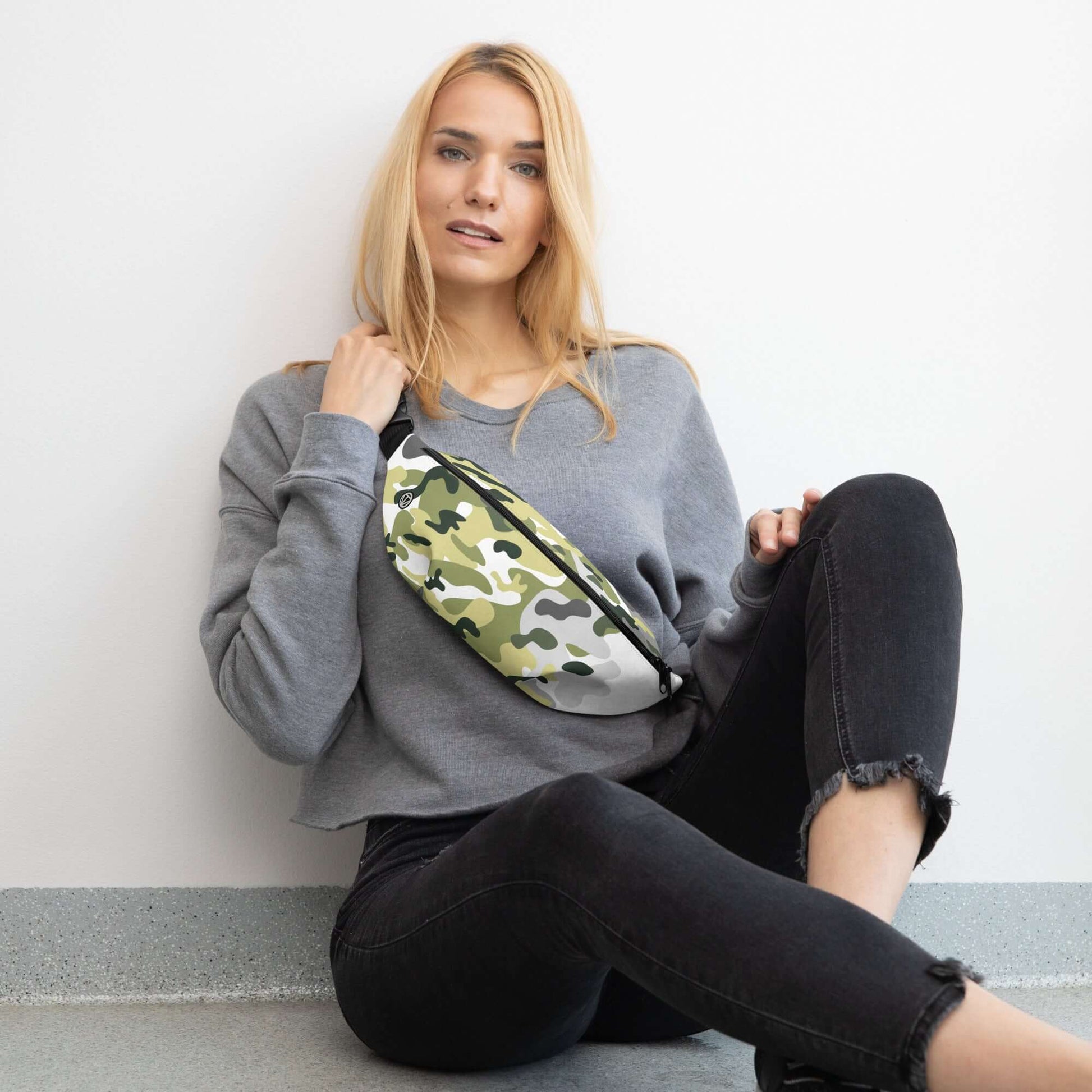 TIME OF VIBES - Fanny Pack CAMOUFLAGE - €39.00