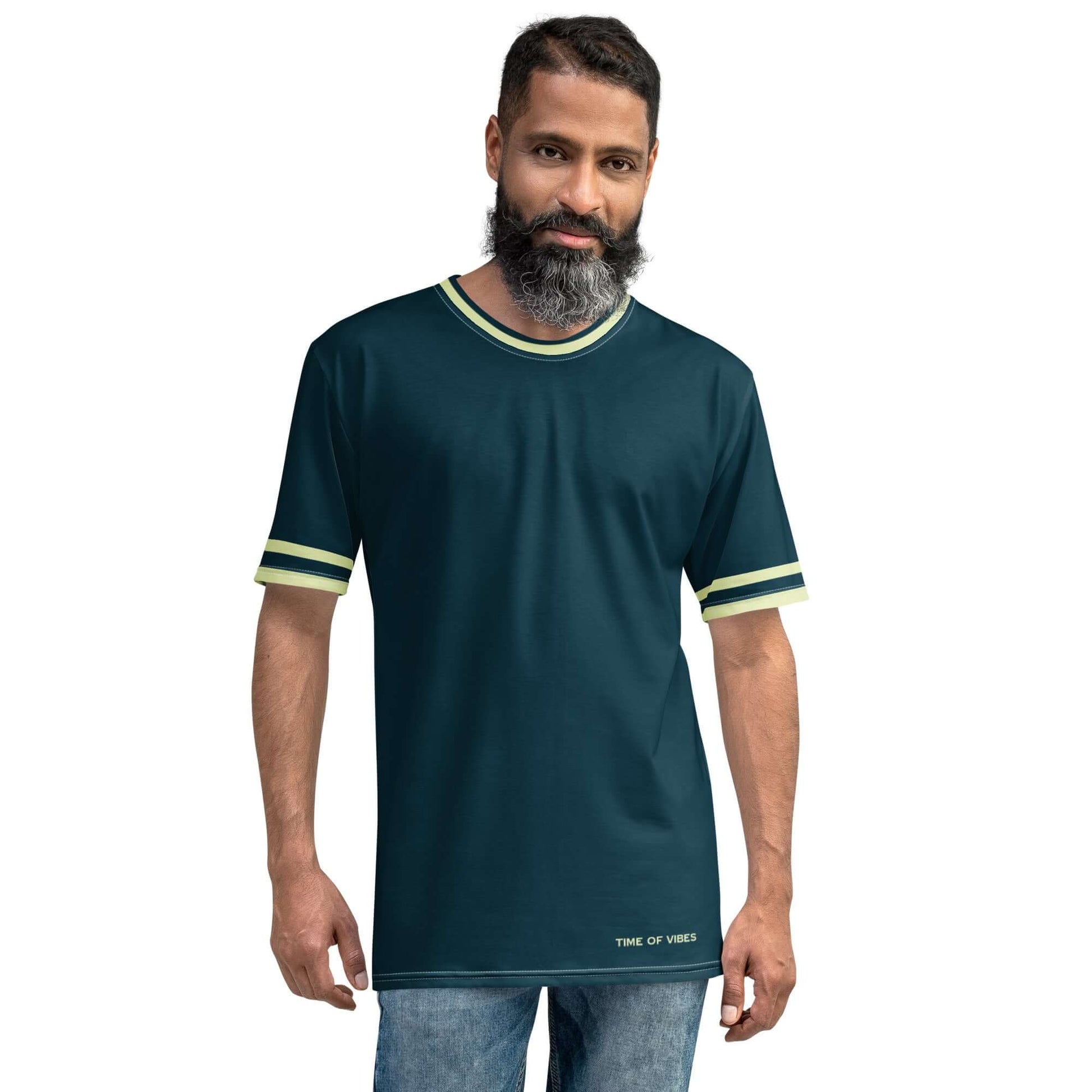TIME OF VIBES - Premium Men's T-Shirt OLDSCHOOL (Blue Whale/Snow Flurry) - €49.00