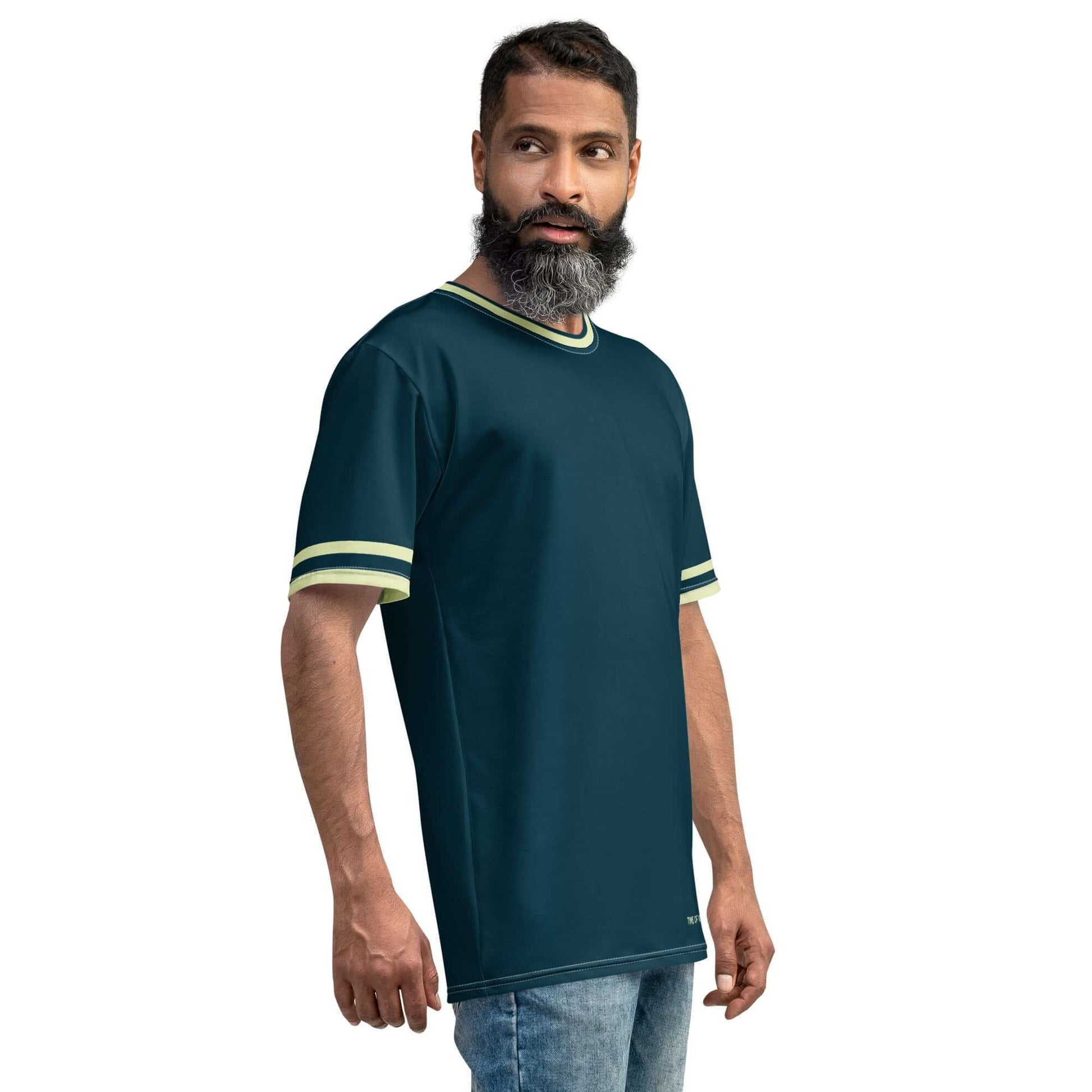 TIME OF VIBES - Premium Men's T-Shirt OLDSCHOOL (Blue Whale/Snow Flurry) - €49.00