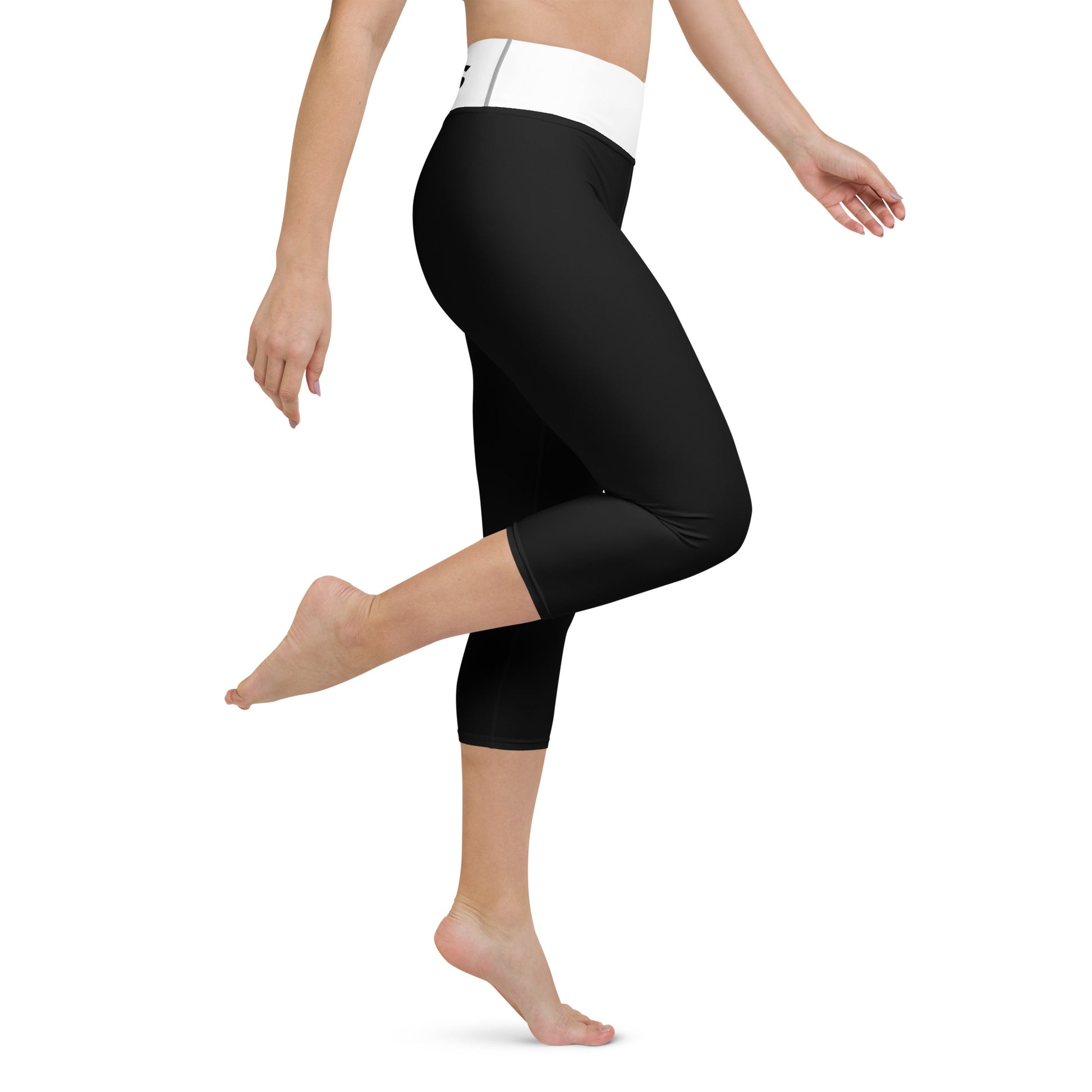 TIME OF VIBES - Yoga Capri Leggings VIBES (Black/White) - €49.00